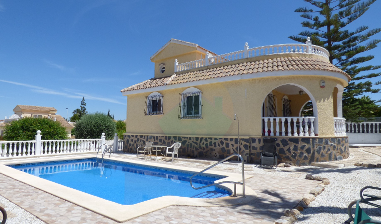 3 Bedroom Detached Villa For Sale