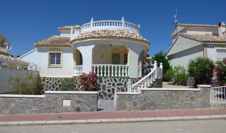 Detached Villa For Sale