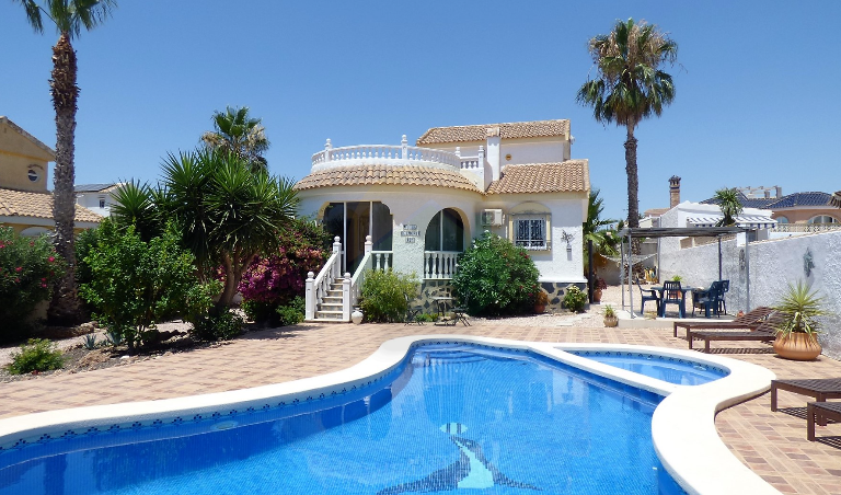 3 Bedroom Detached Villa For Sale