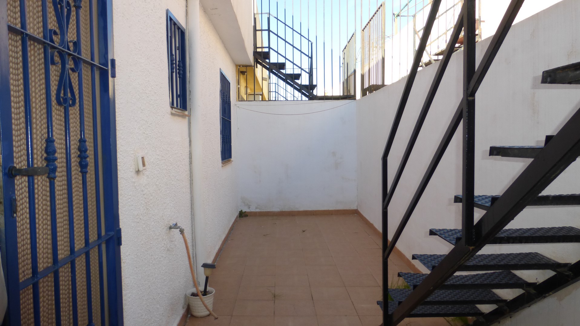 2 Bedroom Terraced For Sale