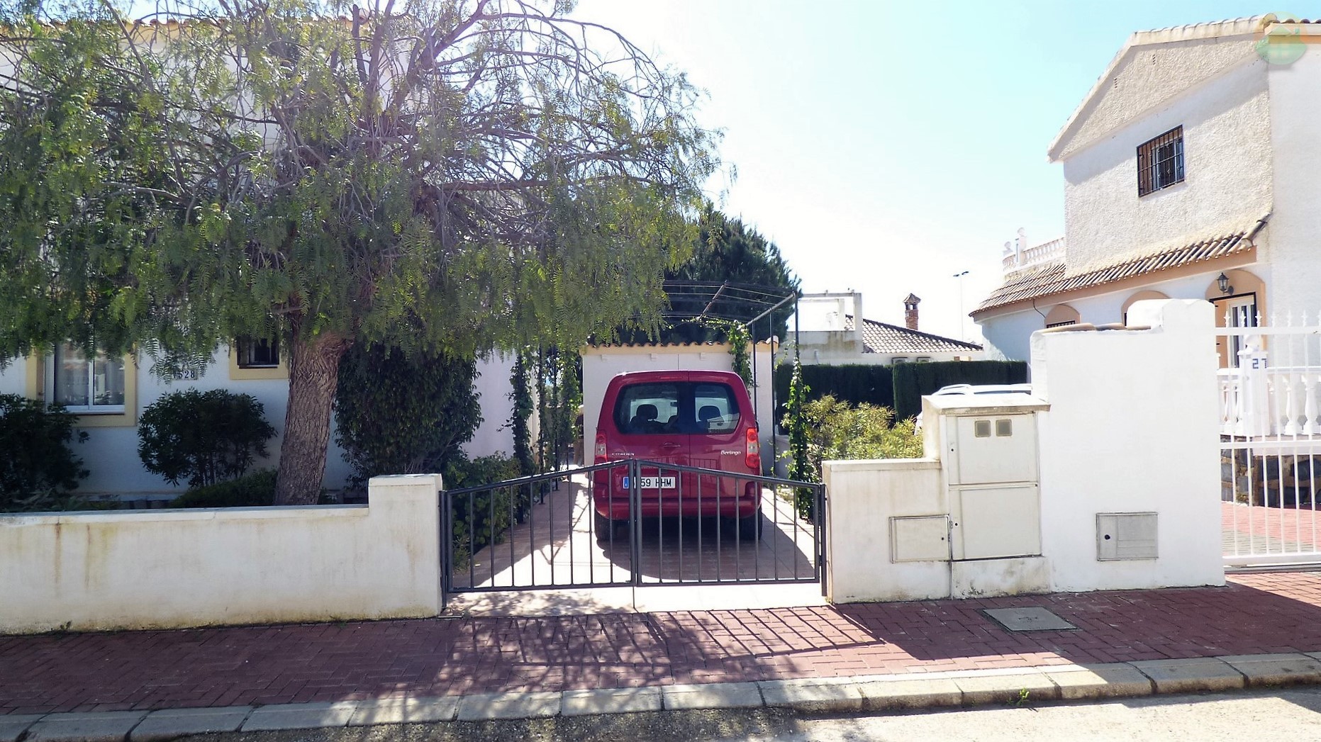 2 bedroom 3 bathroom Detached villa For sale.