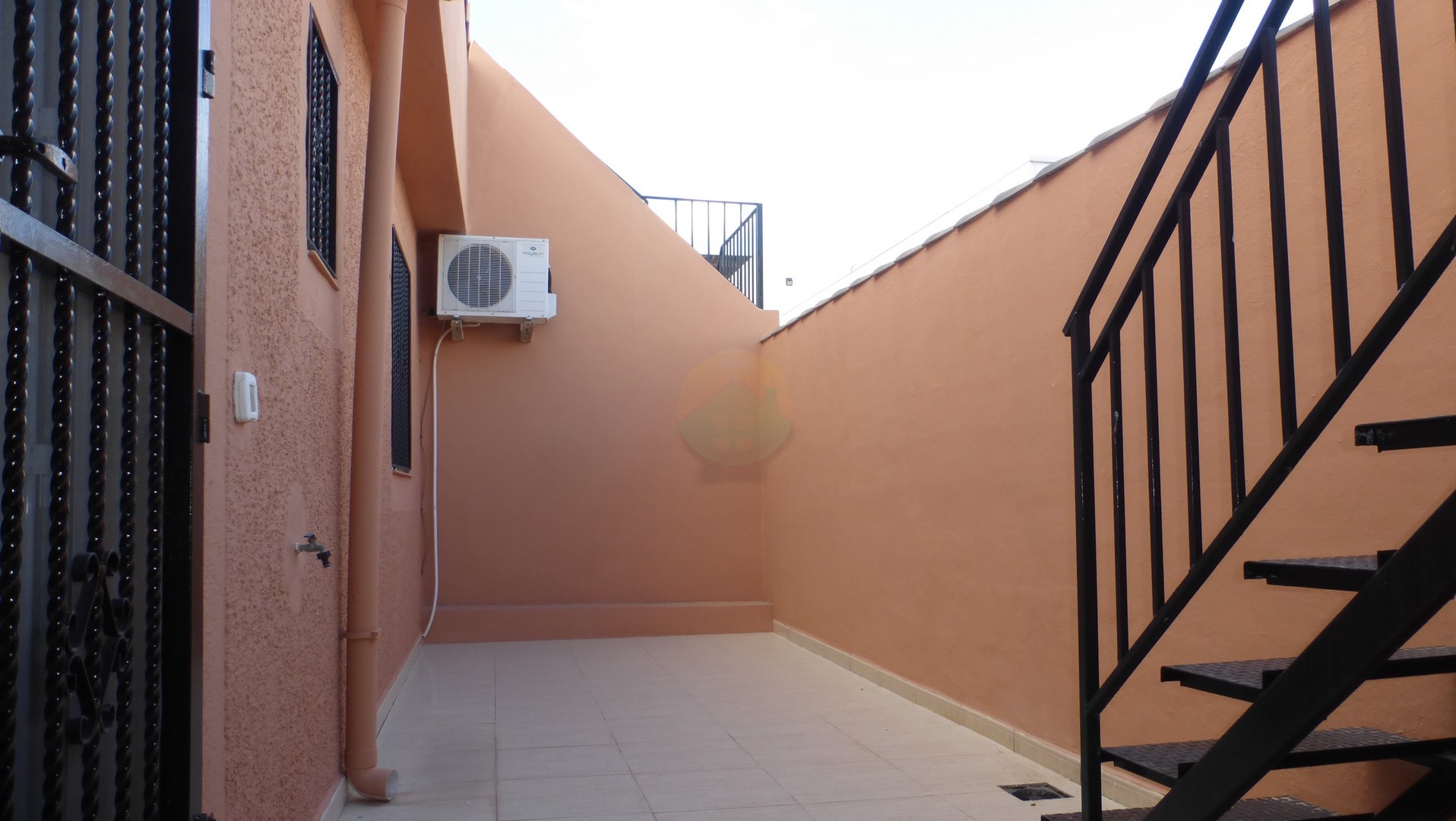 2 bedroom Terraced For sale.