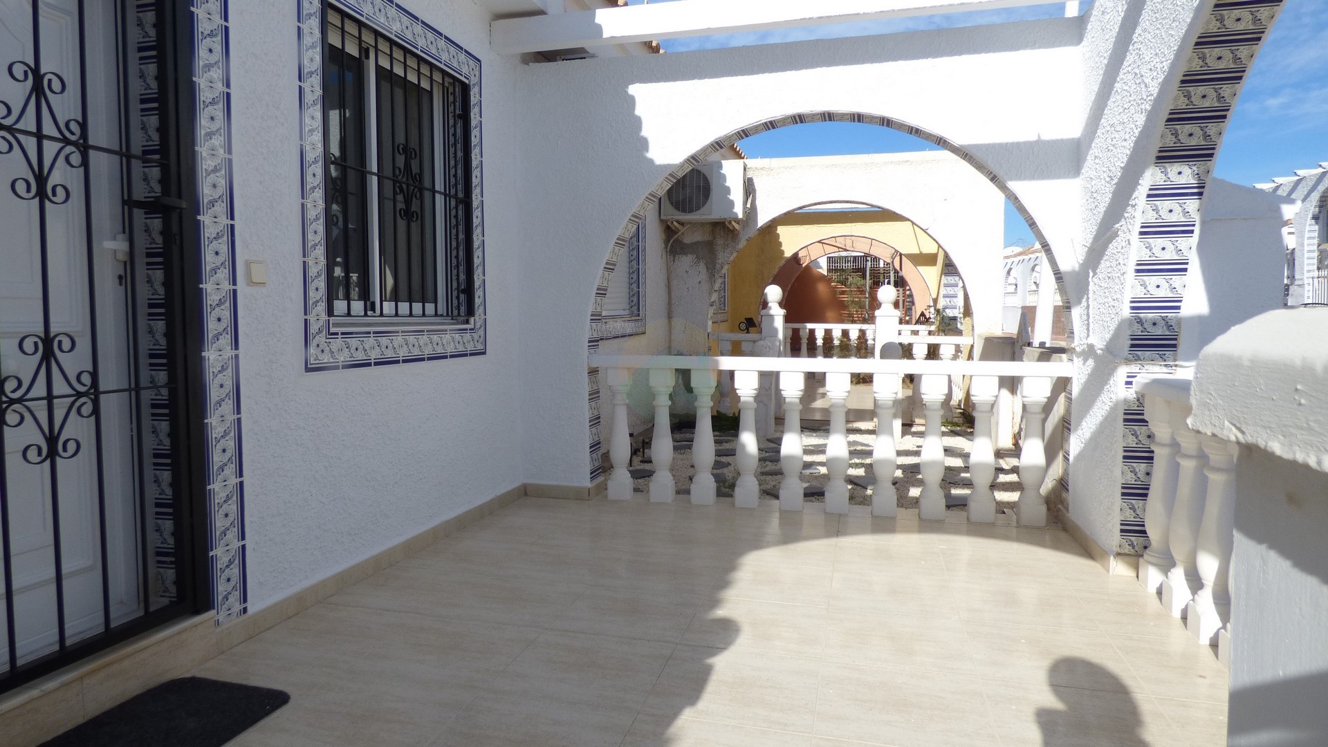 2 bedroom 1 bathroom Terraced villa For sale