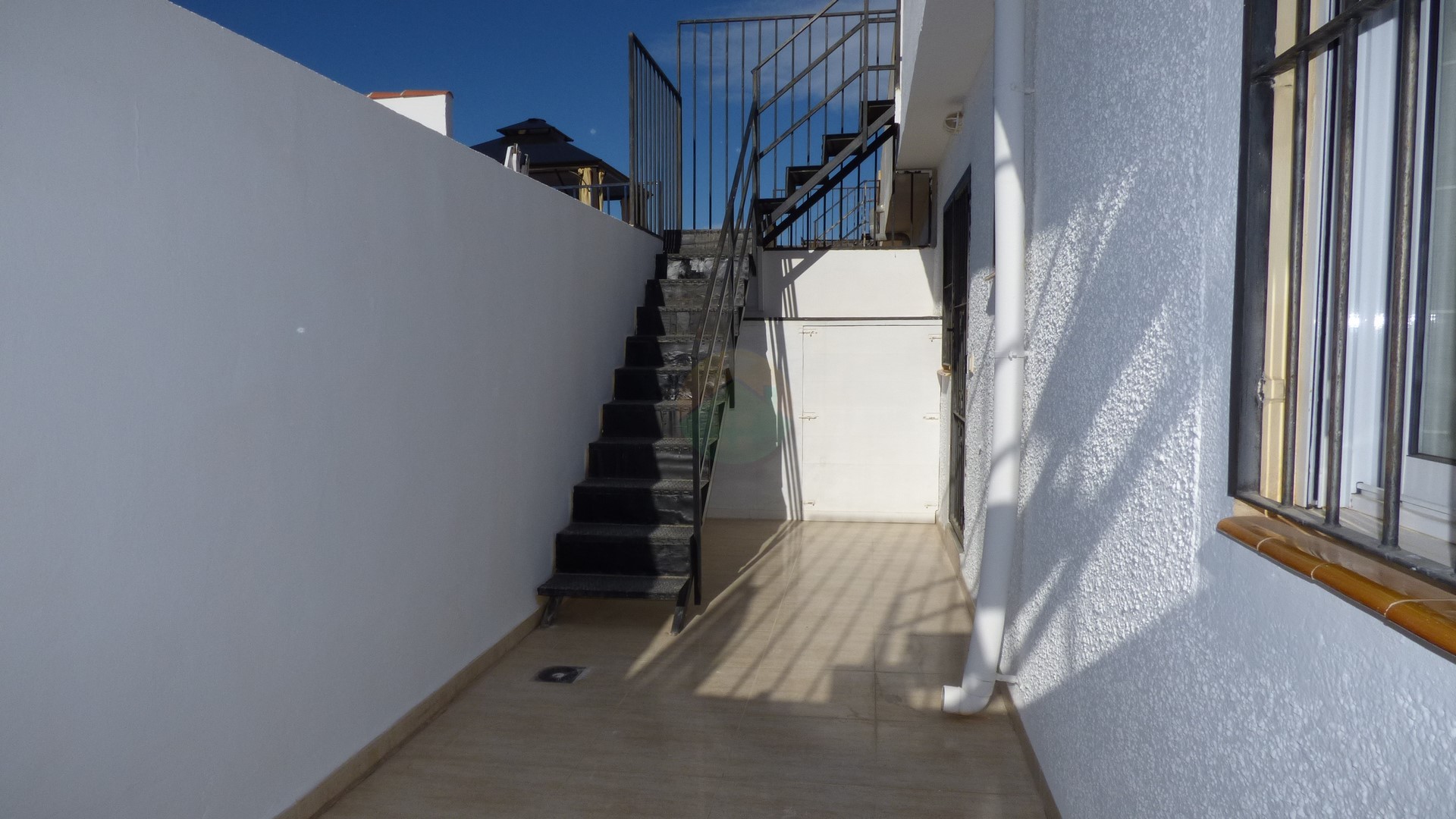 2 bedroom 1 bathroom Terraced villa For sale