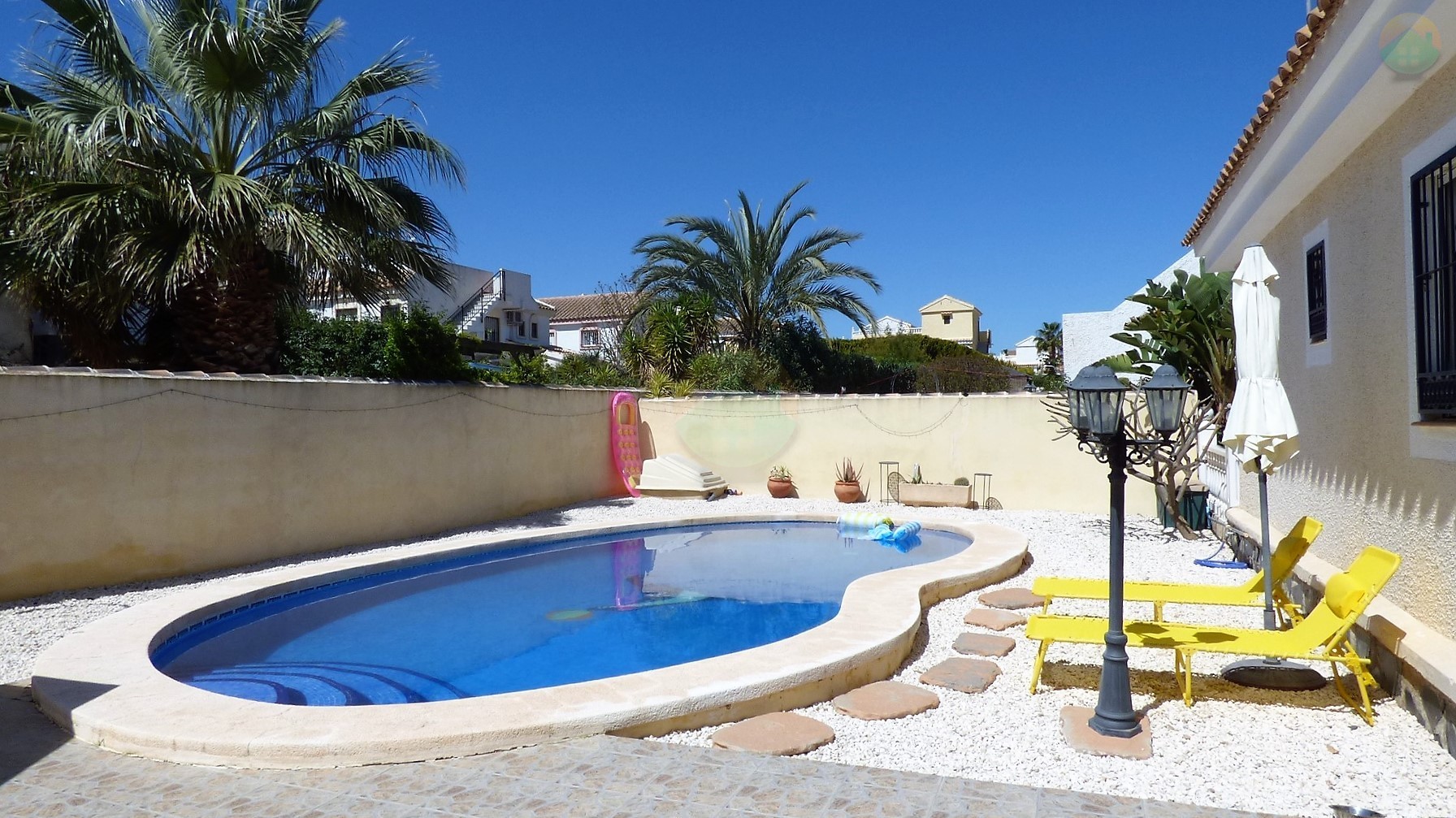 2 bedroom 1 bathroom Detached villa For sale