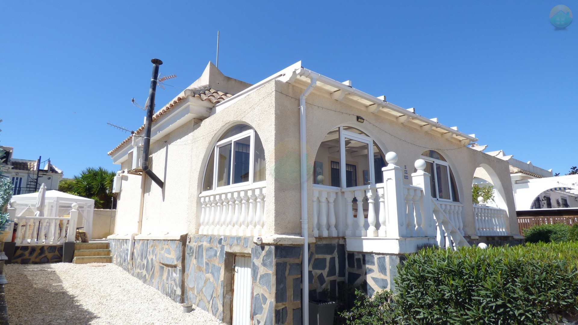 2 bedroom 1 bathroom Detached villa For sale