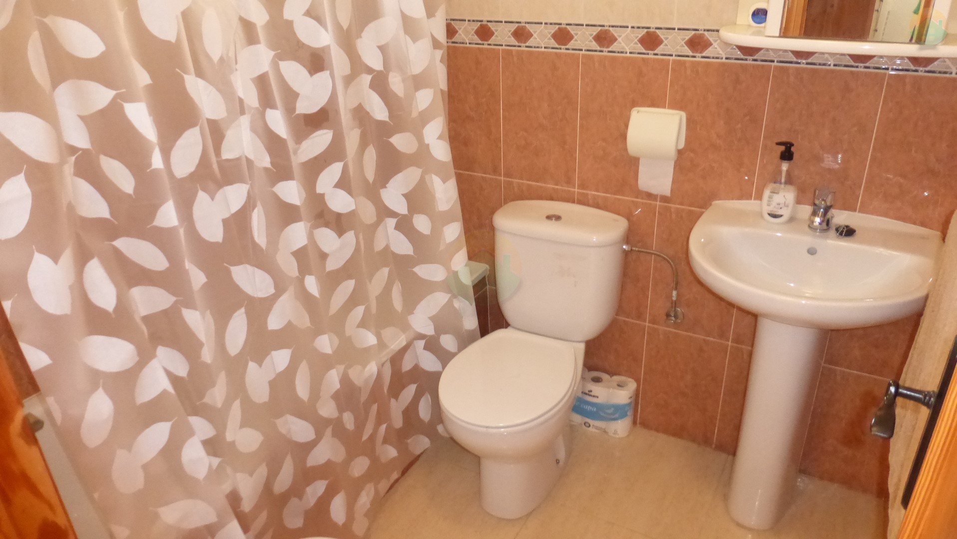 2 bedroom 1 bathroom Semi Detached For sale