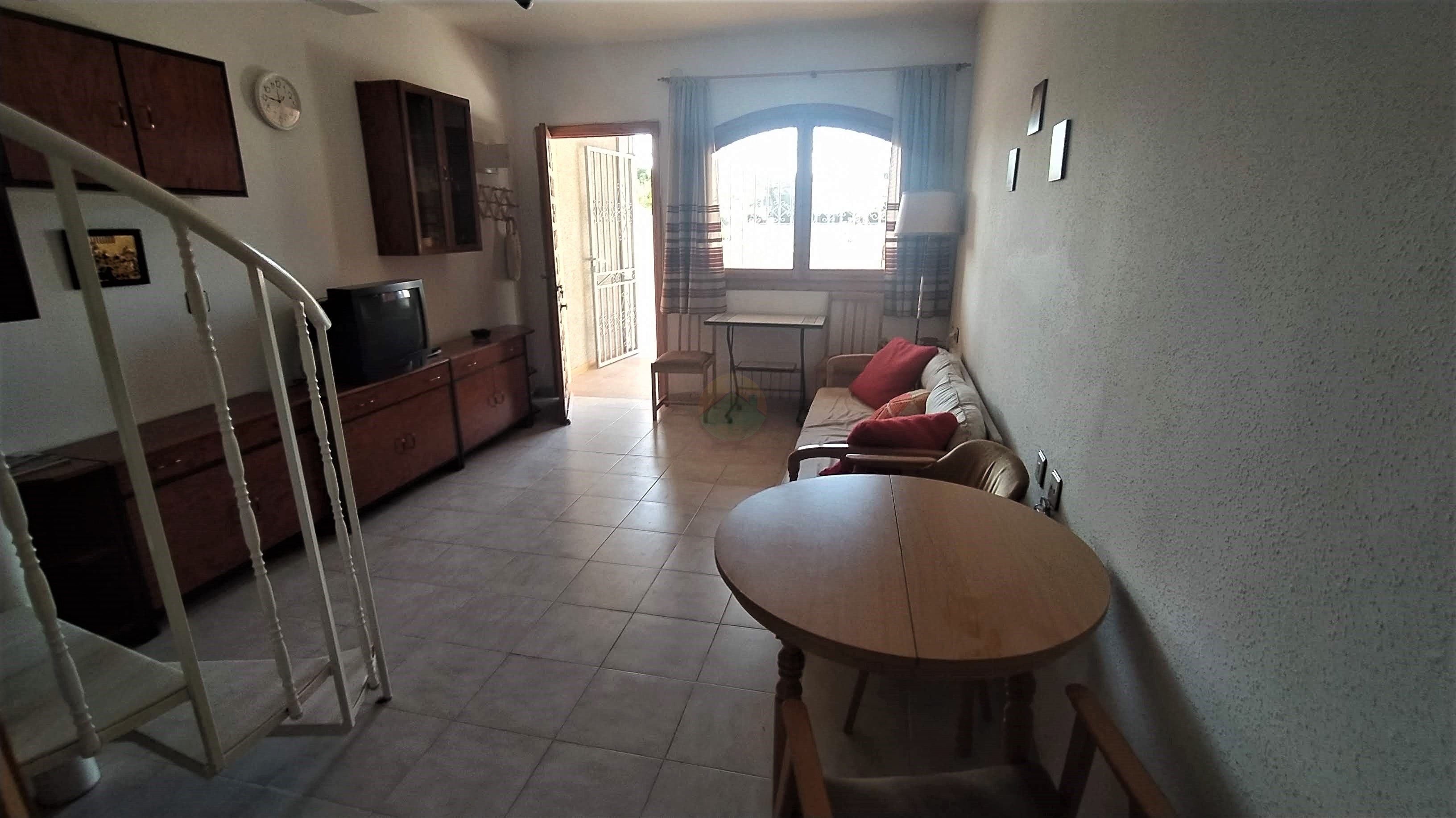 2 bedroom 2 bathroom Terraced For sale.