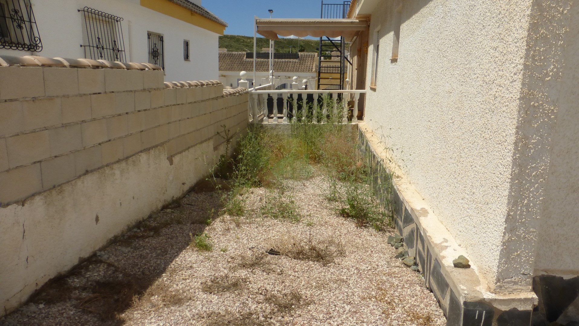 2 bedroom Semi Detached villa For sale.