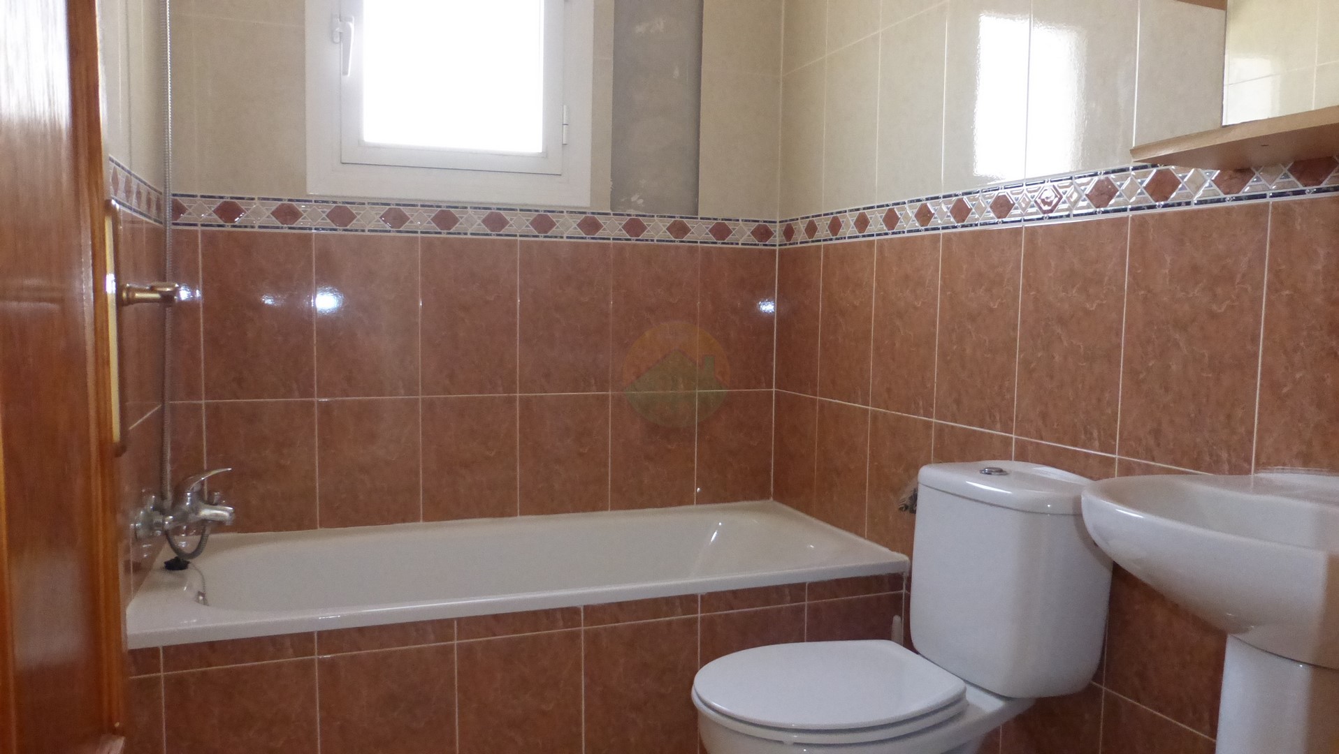 2 bedroom Semi Detached villa For sale.