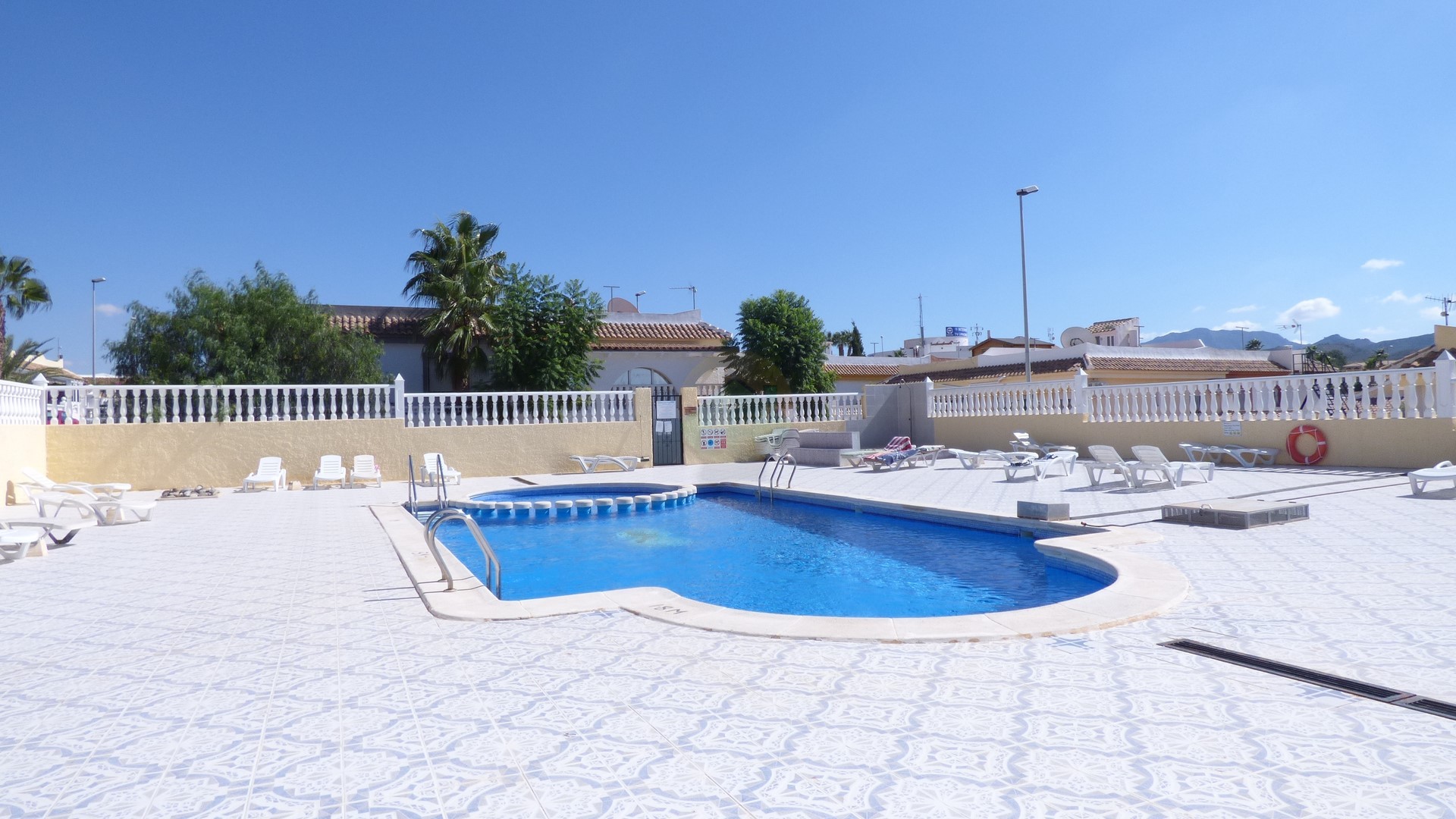 2 bedroom Semi Detached villa For sale.