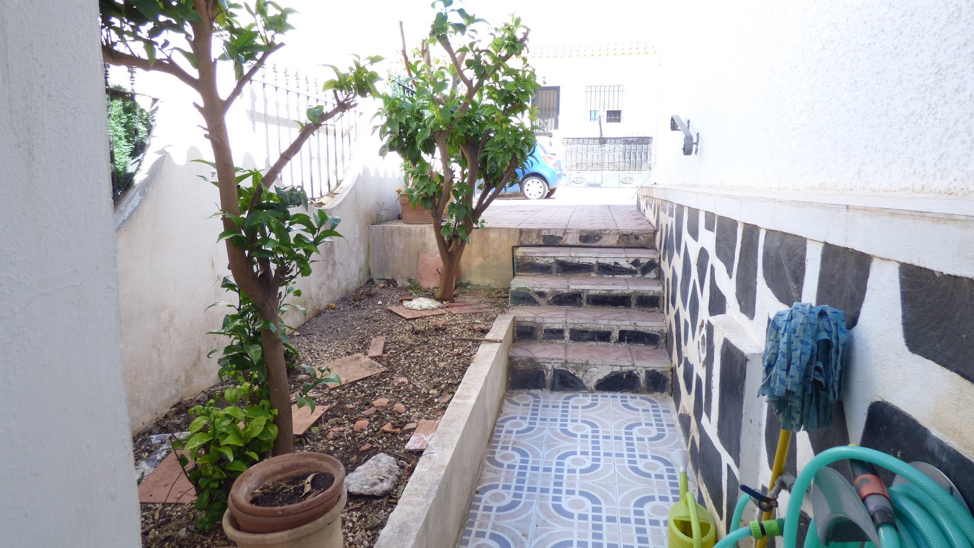 2 bedroom Semi Detached villa For sale.