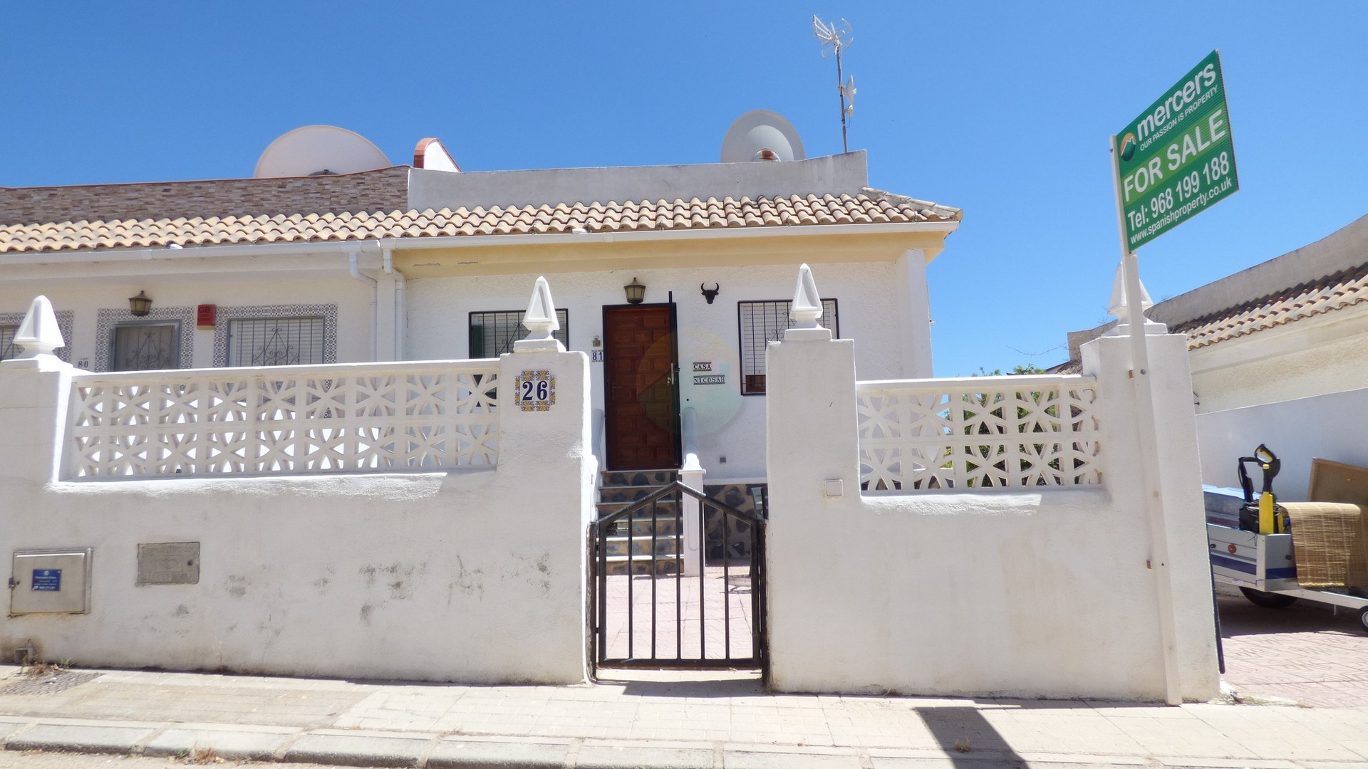 3 bedroom Semi Detached villa For sale.