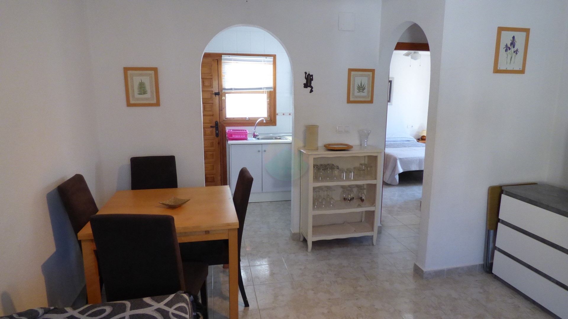 3 bedroom Semi Detached villa For sale.