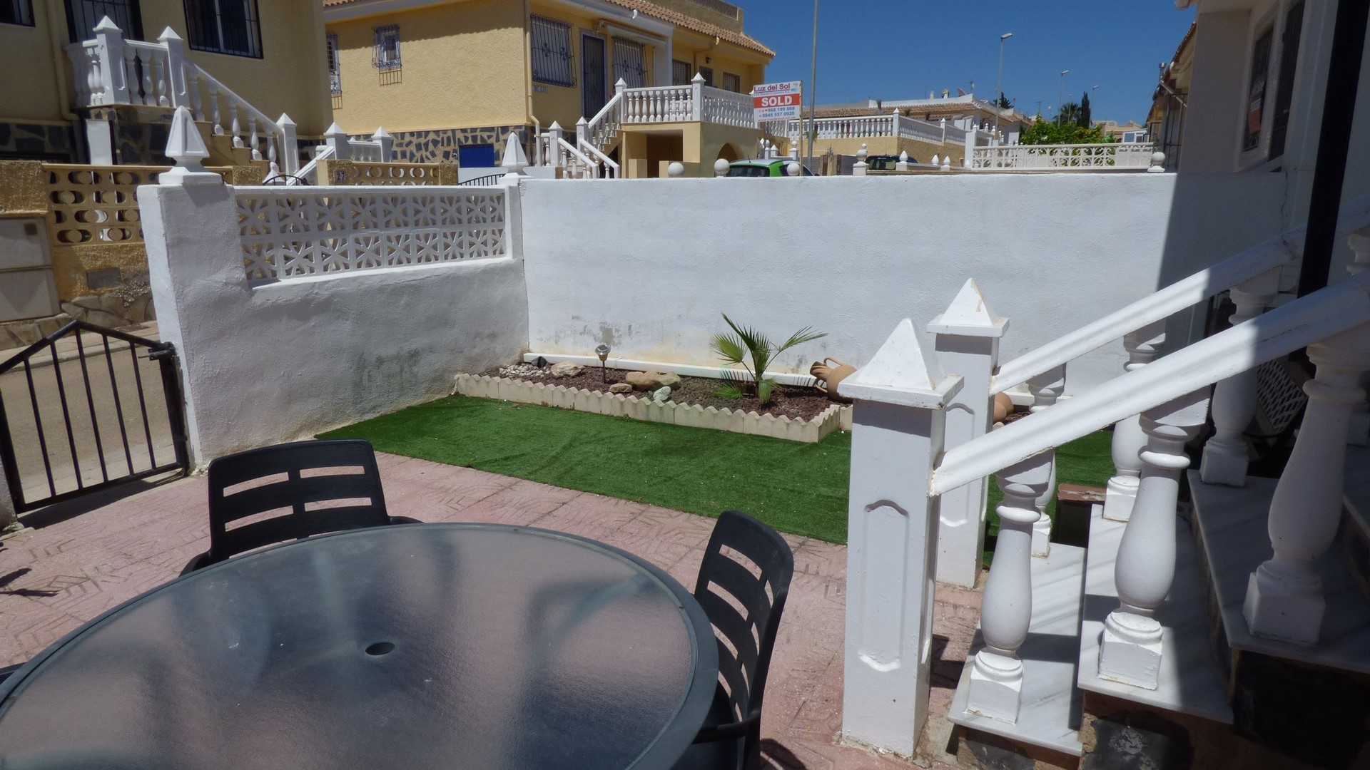 3 bedroom Semi Detached villa For sale.