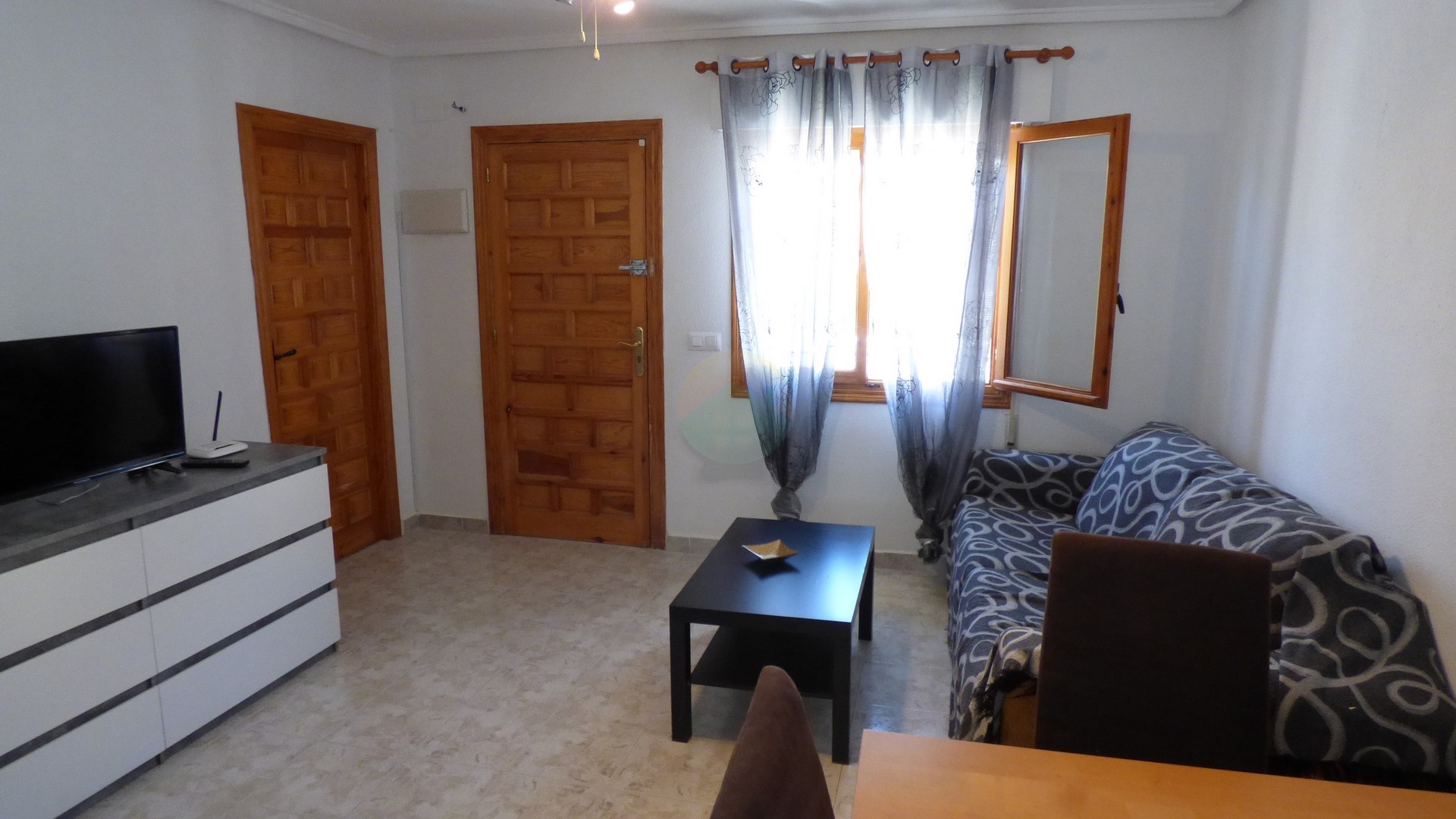 3 bedroom Semi Detached villa For sale.