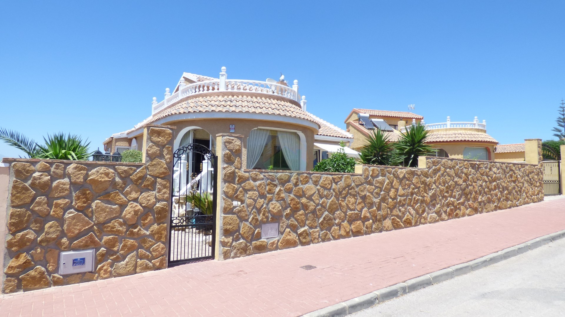 4 Bedroom Detached villa For sale