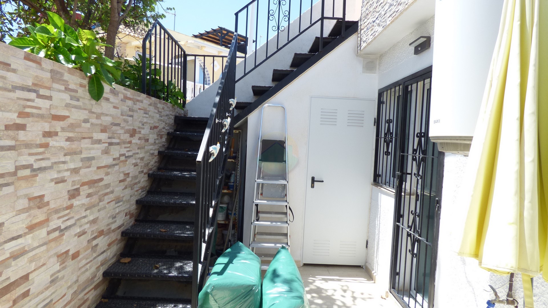 2 Bedroom Semi-Detached Villa For Sale