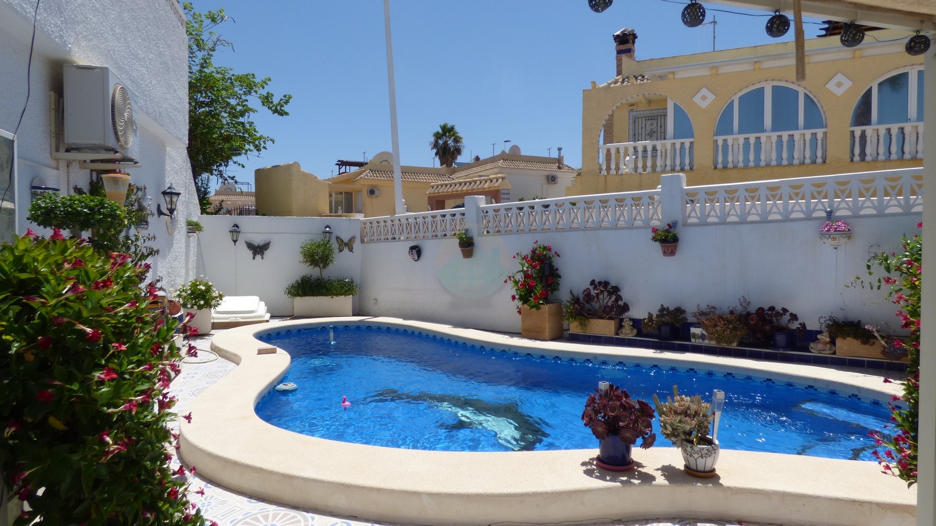 2 Bedroom Semi-Detached Villa For Sale