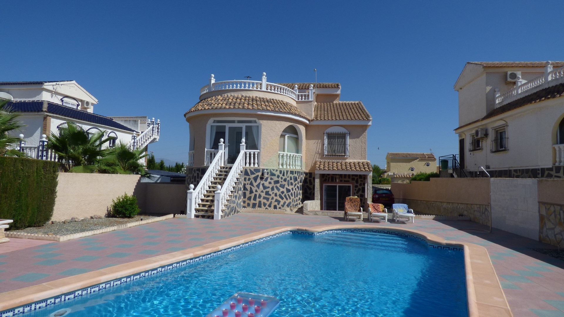 3 Bedroom Detached Villa For Sale