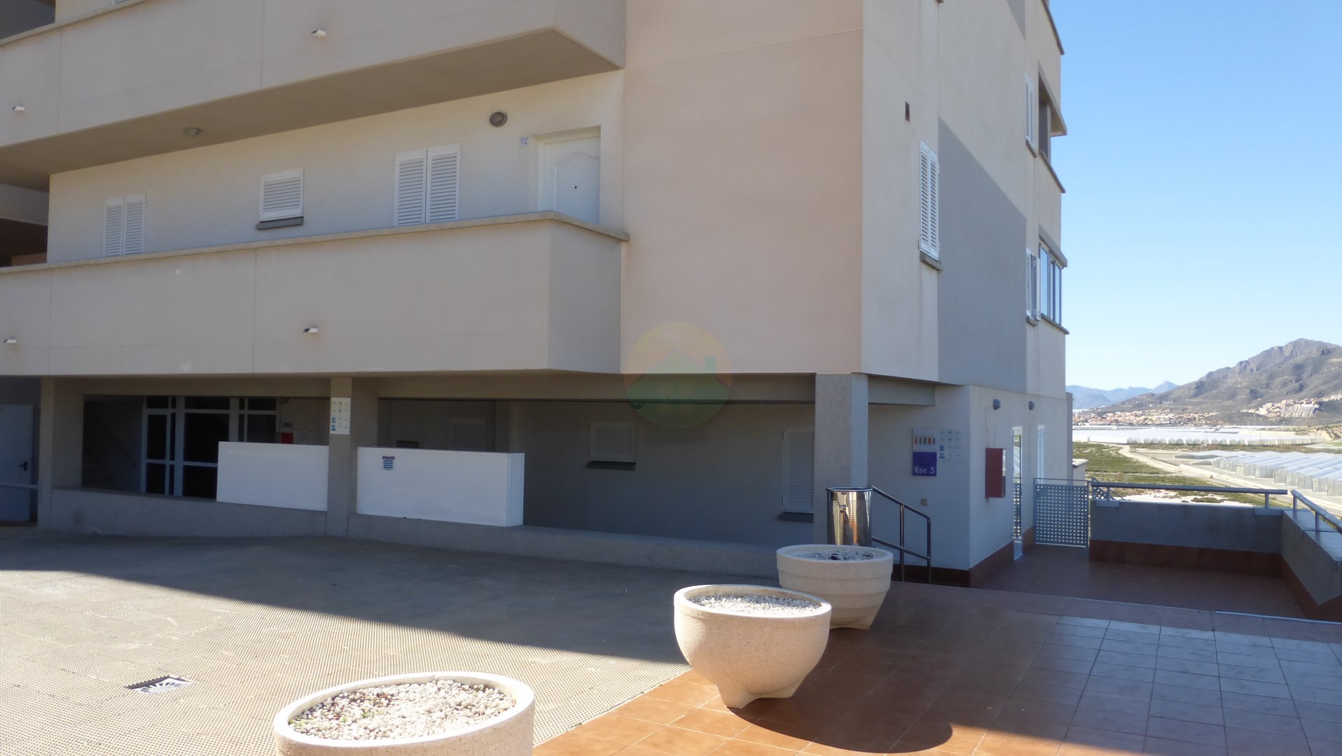 2 bedroom 2 bathroom Apartment For sale