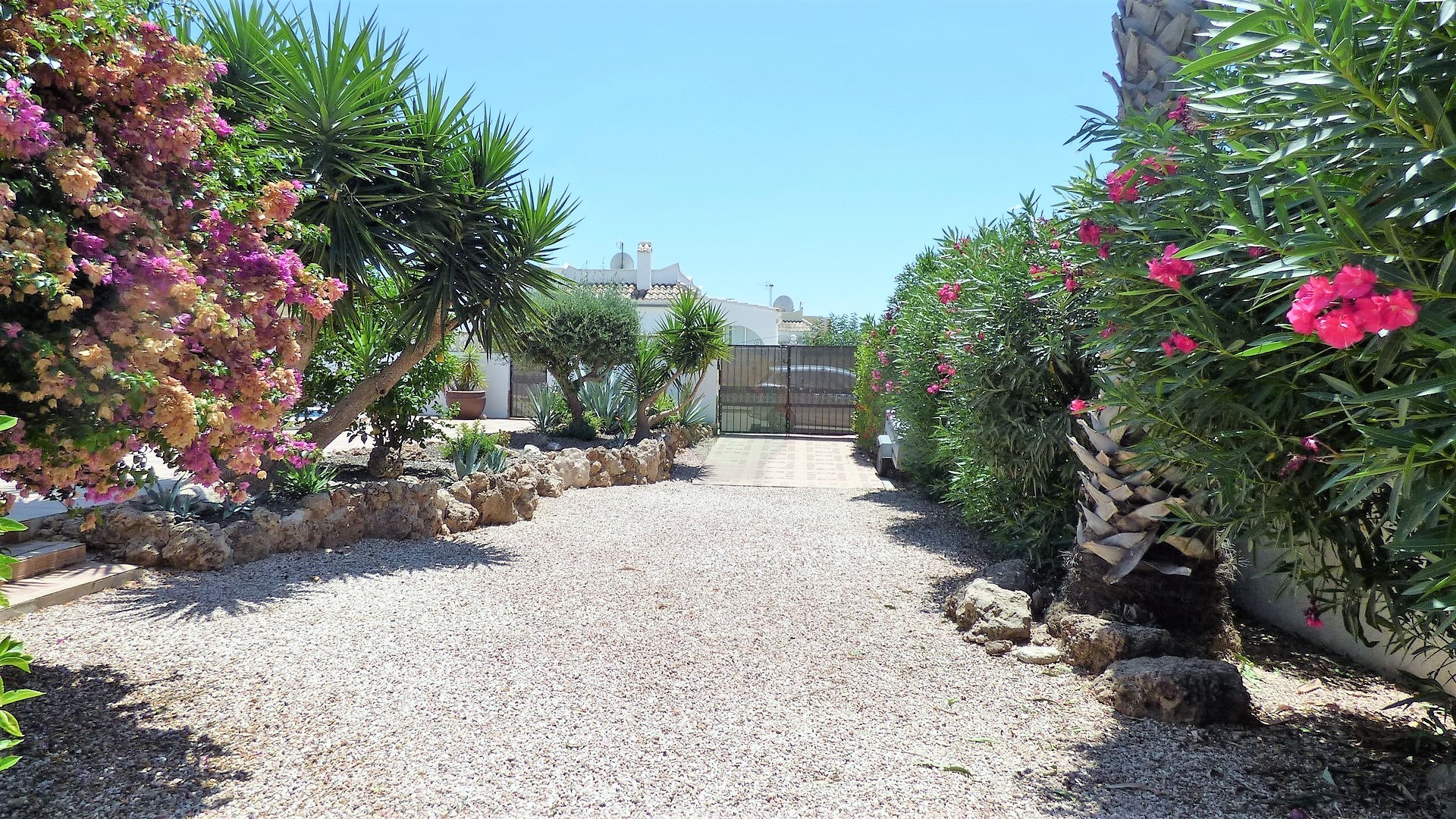 3 Bedroom Detached Villa For Sale