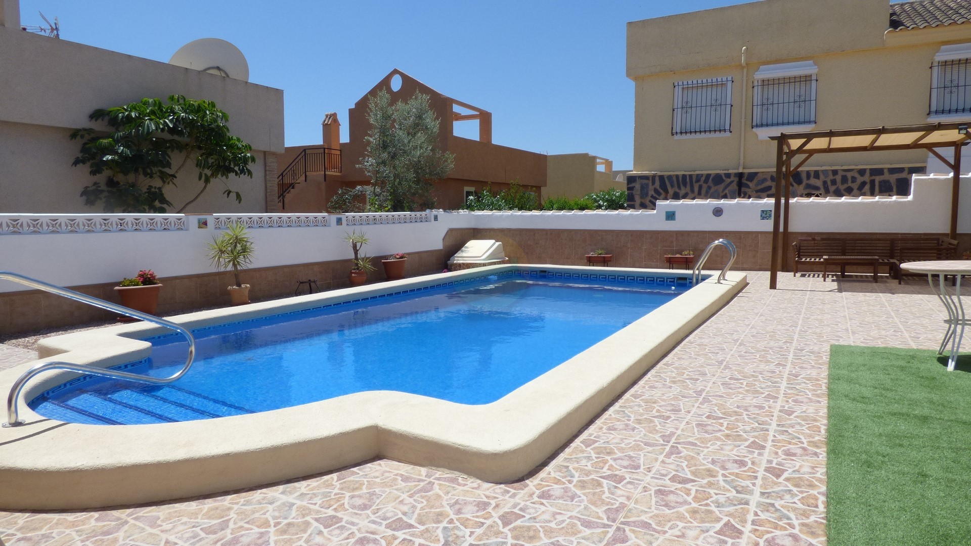 3 Bedroom Detached Villa For Sale