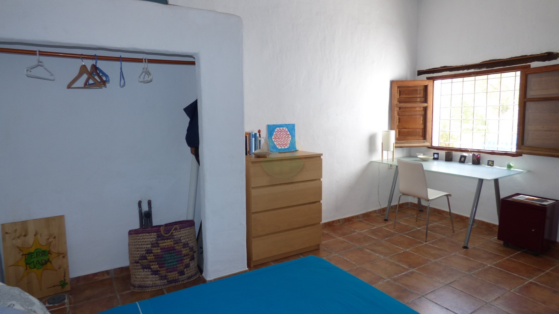 3 Bedroom Country house For Sale