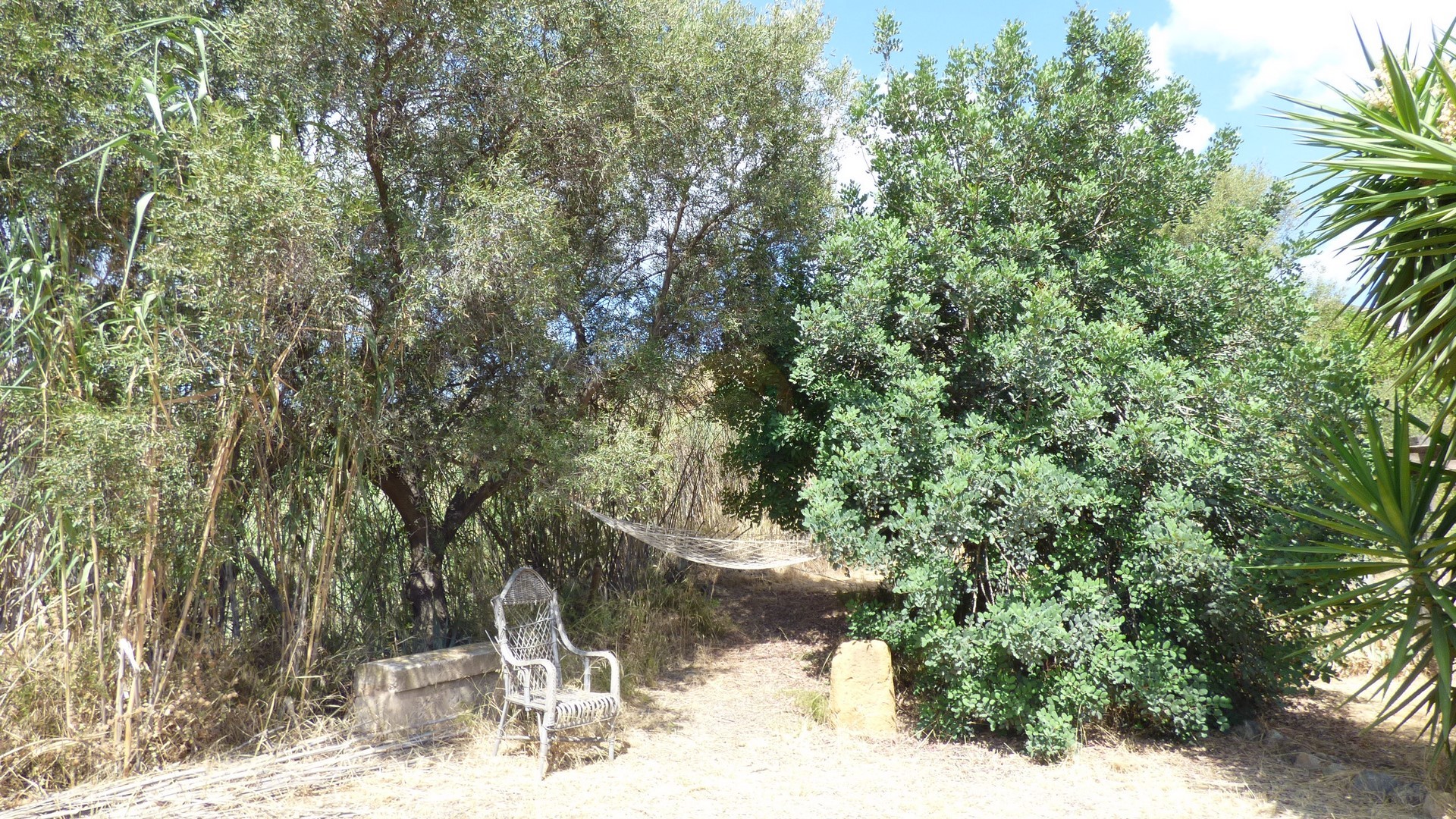3 Bedroom Country house For Sale