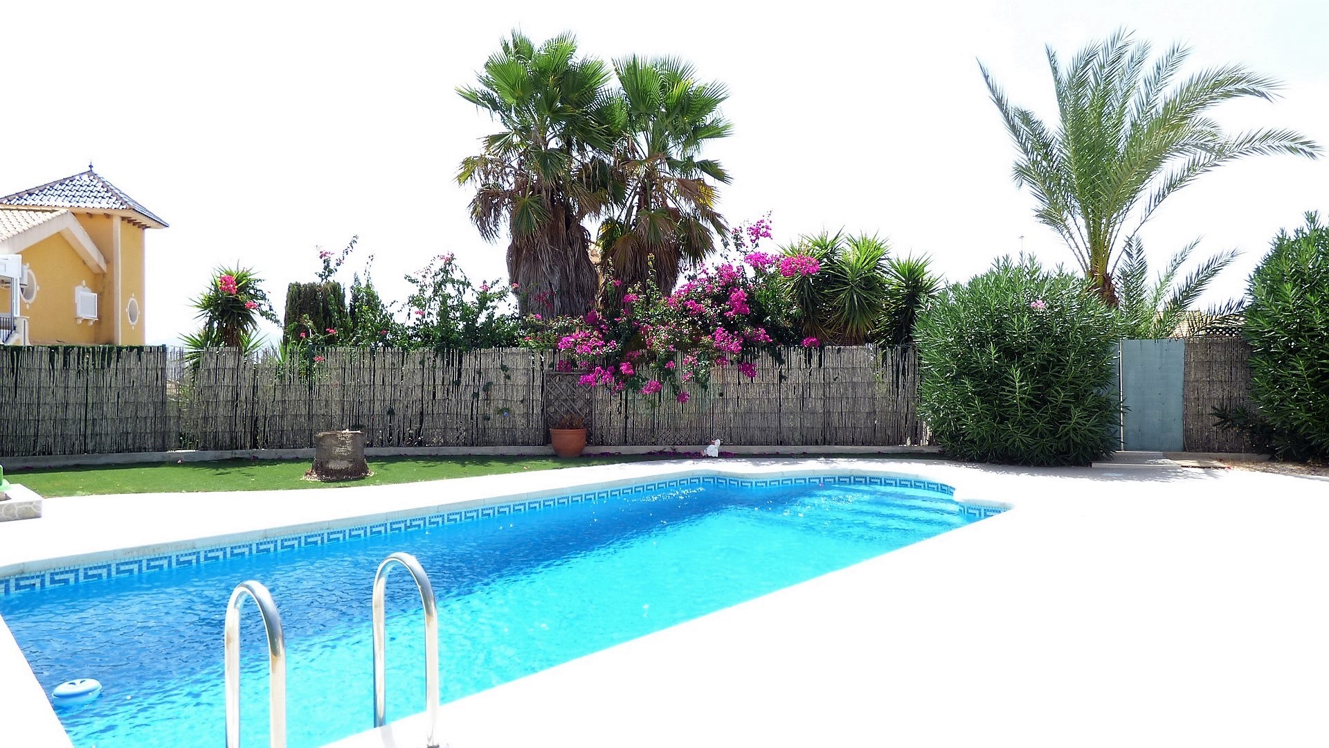 2 Bedroom Detached villa For sale