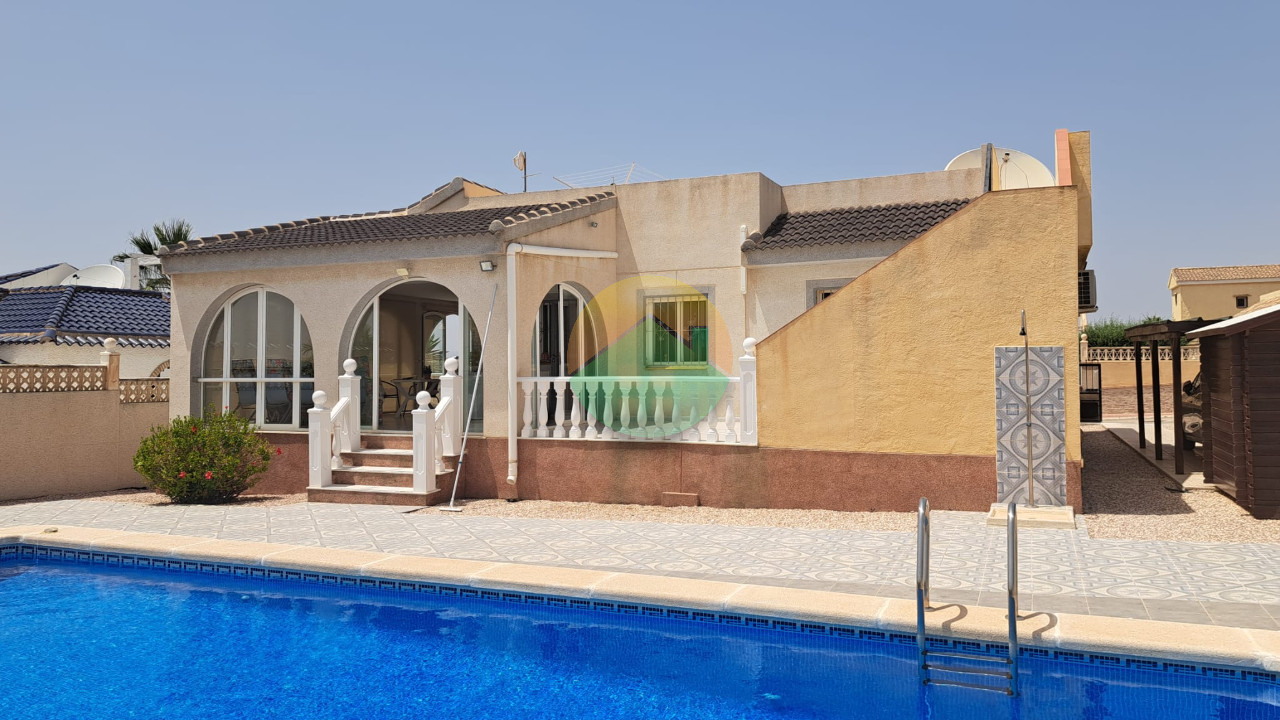 3 Bedroom Detached For Sale