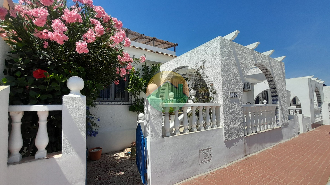 https://admin.mercerspropertyspain.com/upload/properties/clac447-6a4e51a7c735b.jpg