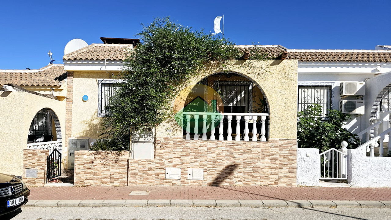 2 Bedroom Terraced For Sale