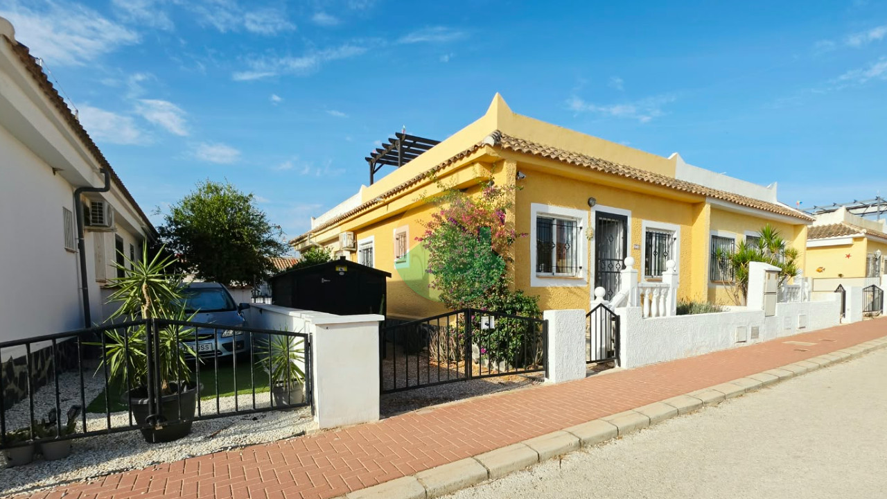 https://admin.mercerspropertyspain.com/upload/properties/fd143-6abe32df74123.jpg