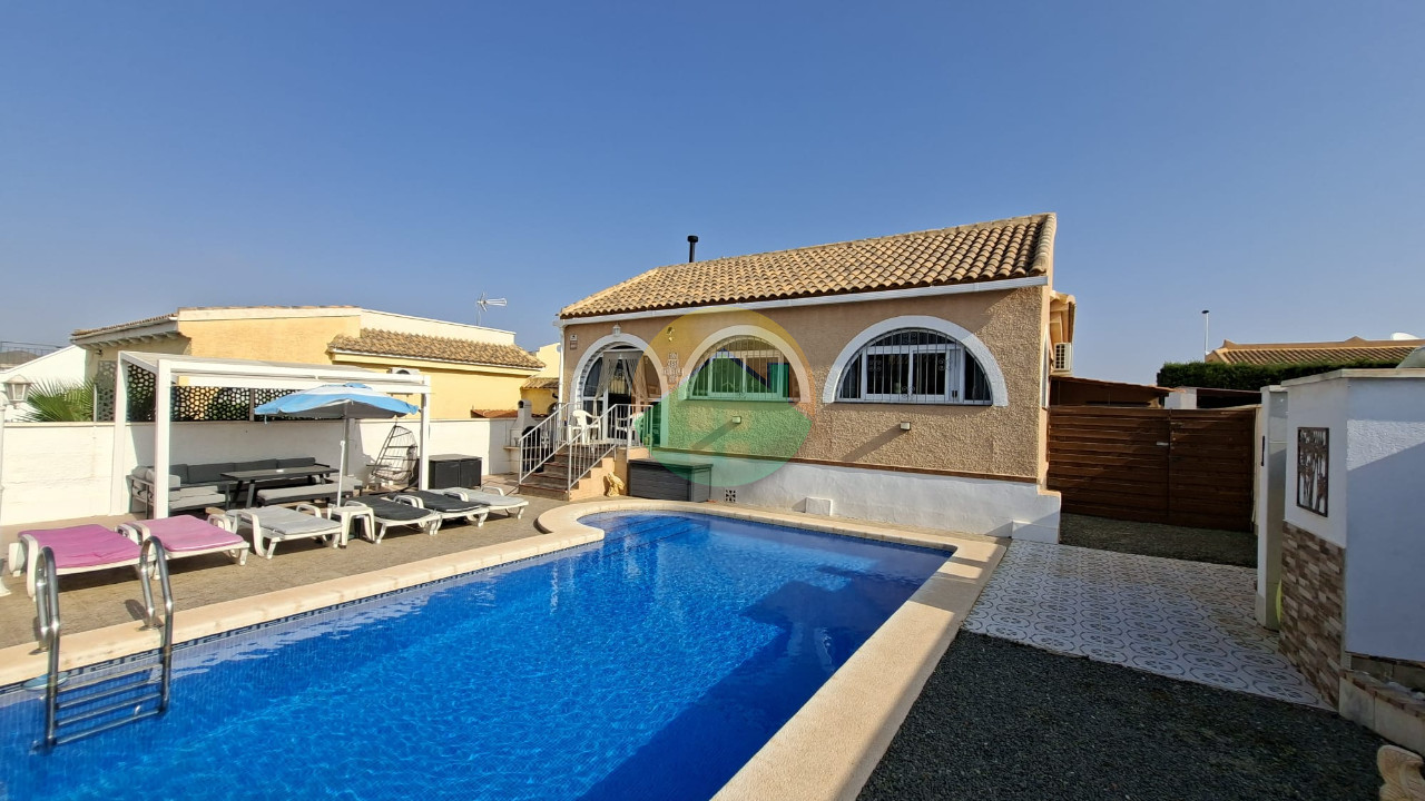 4 Bedroom Detached For Sale