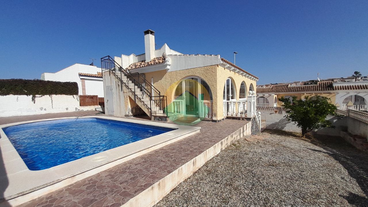 3 Bedroom Detached For Sale