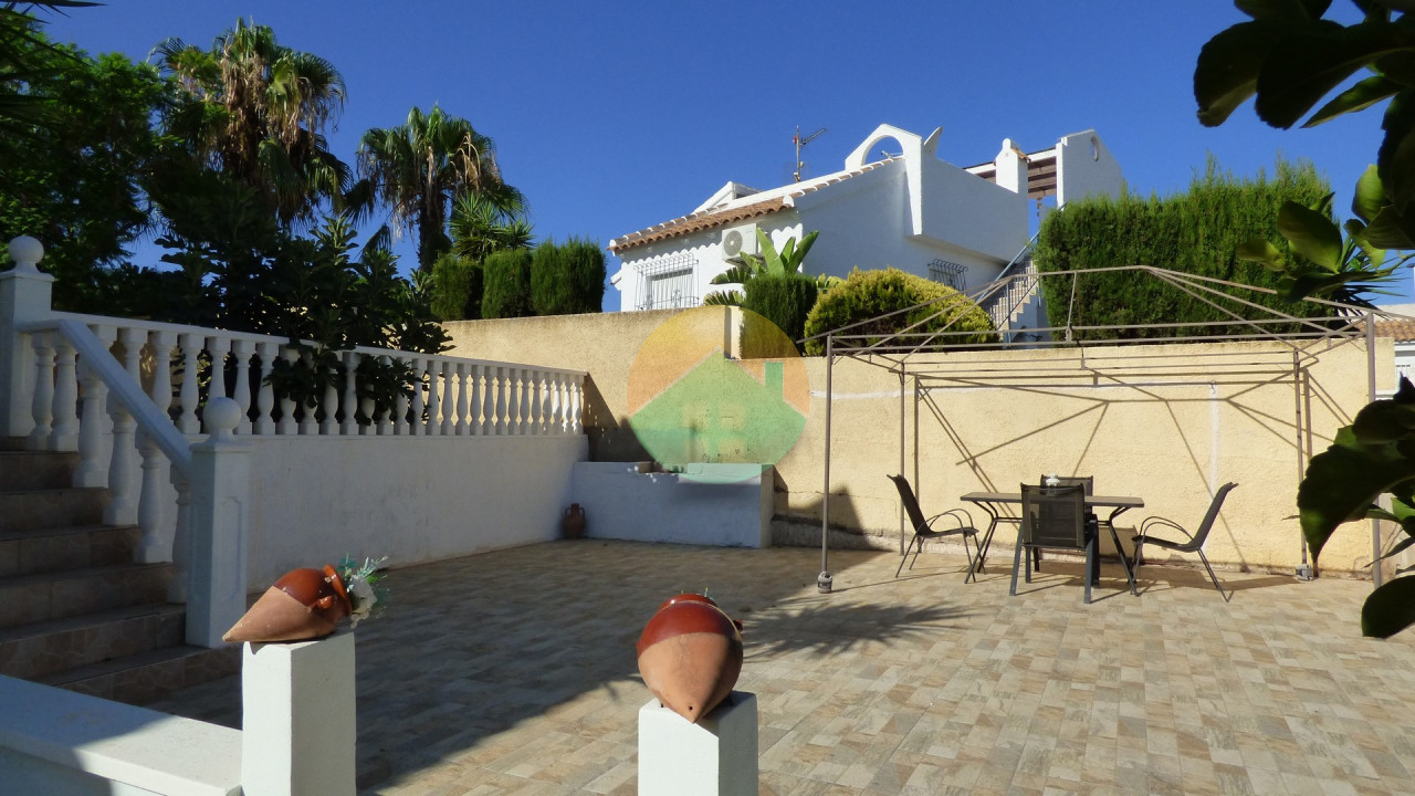 3 Bedroom Detached For Sale