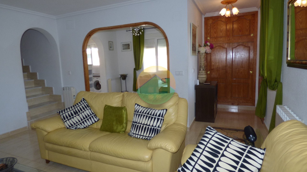 5 Bedroom Detached Villa For Sale