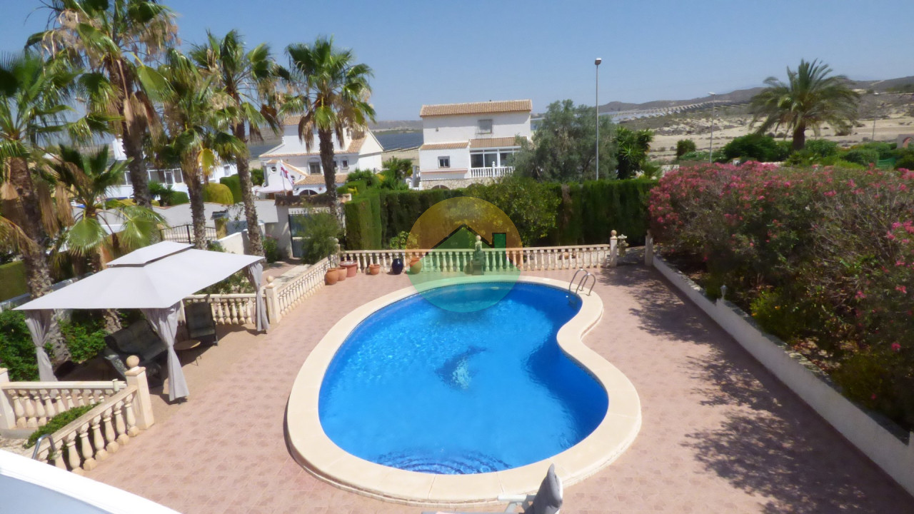 5 Bedroom Detached Villa For Sale