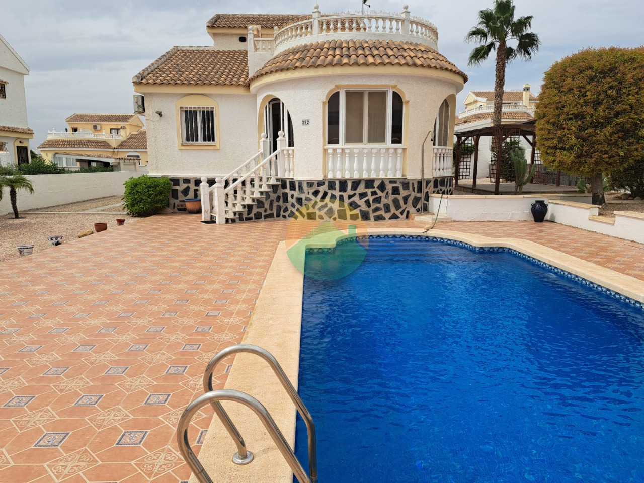 3 Bedroom Detached For Sale