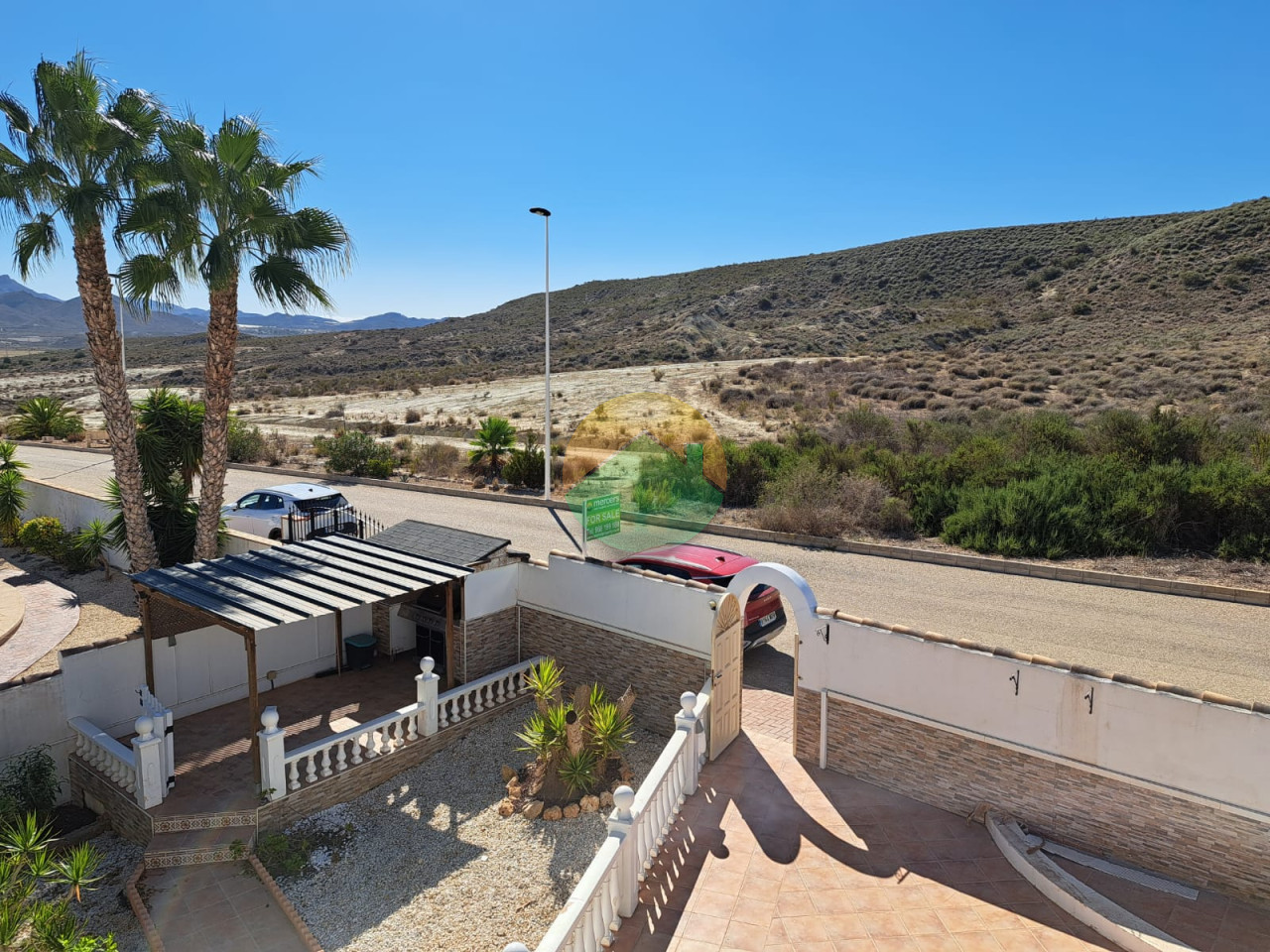 6 Bedroom Detached For Sale