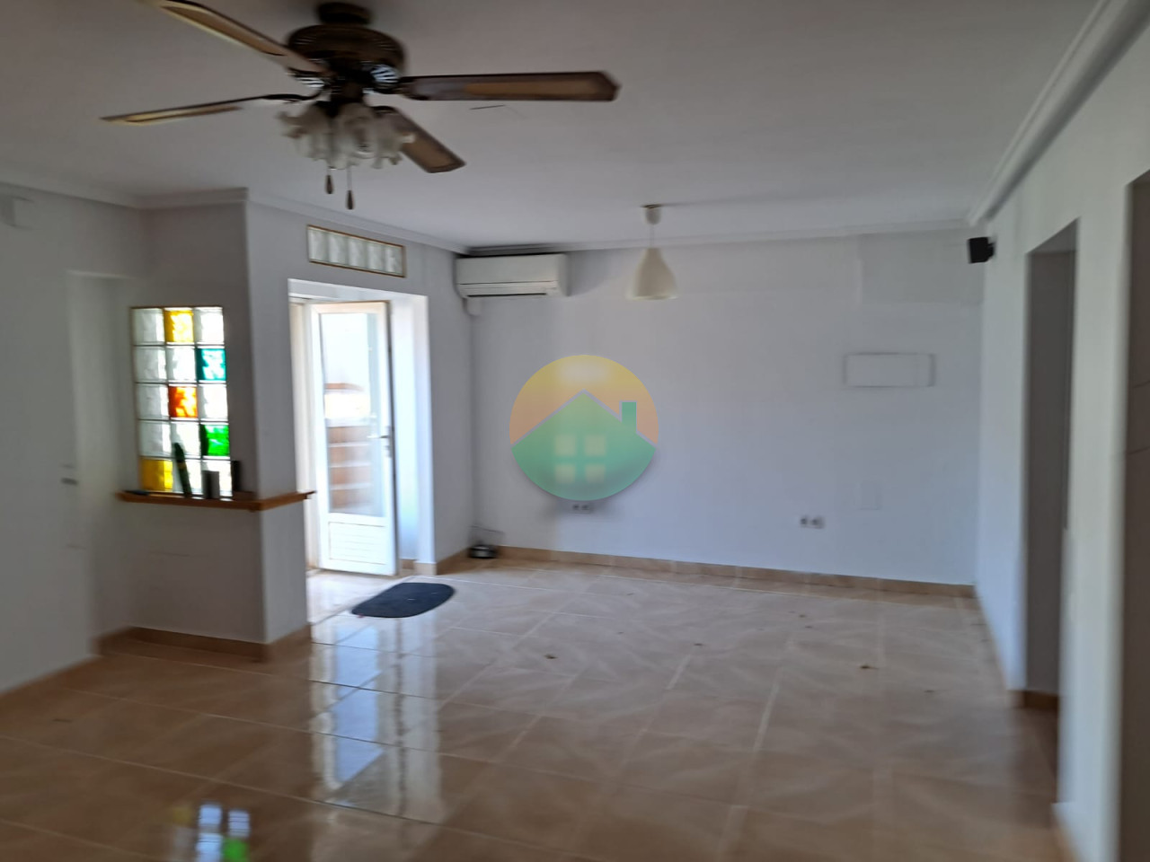 6 Bedroom Detached For Sale