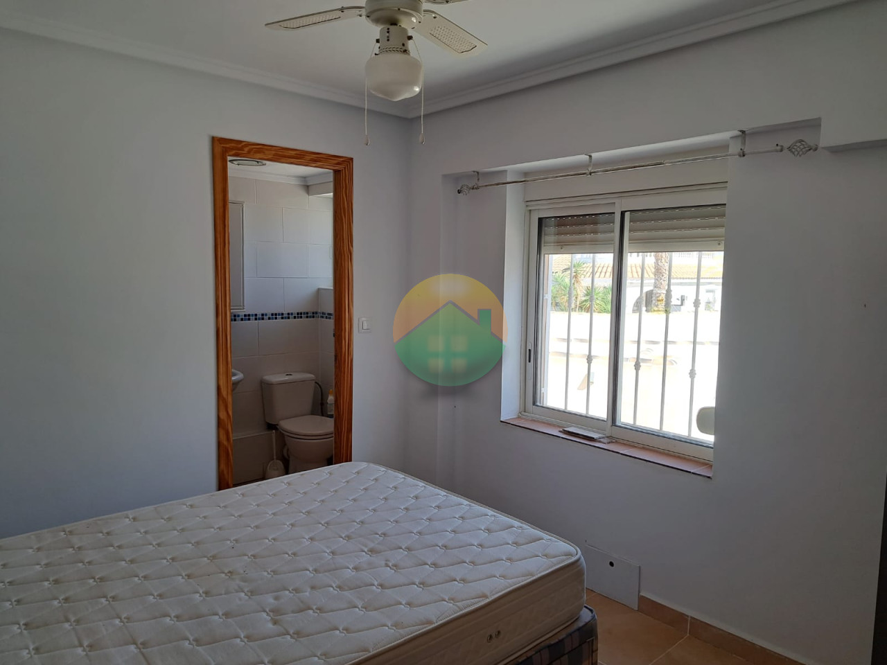 6 Bedroom Detached For Sale