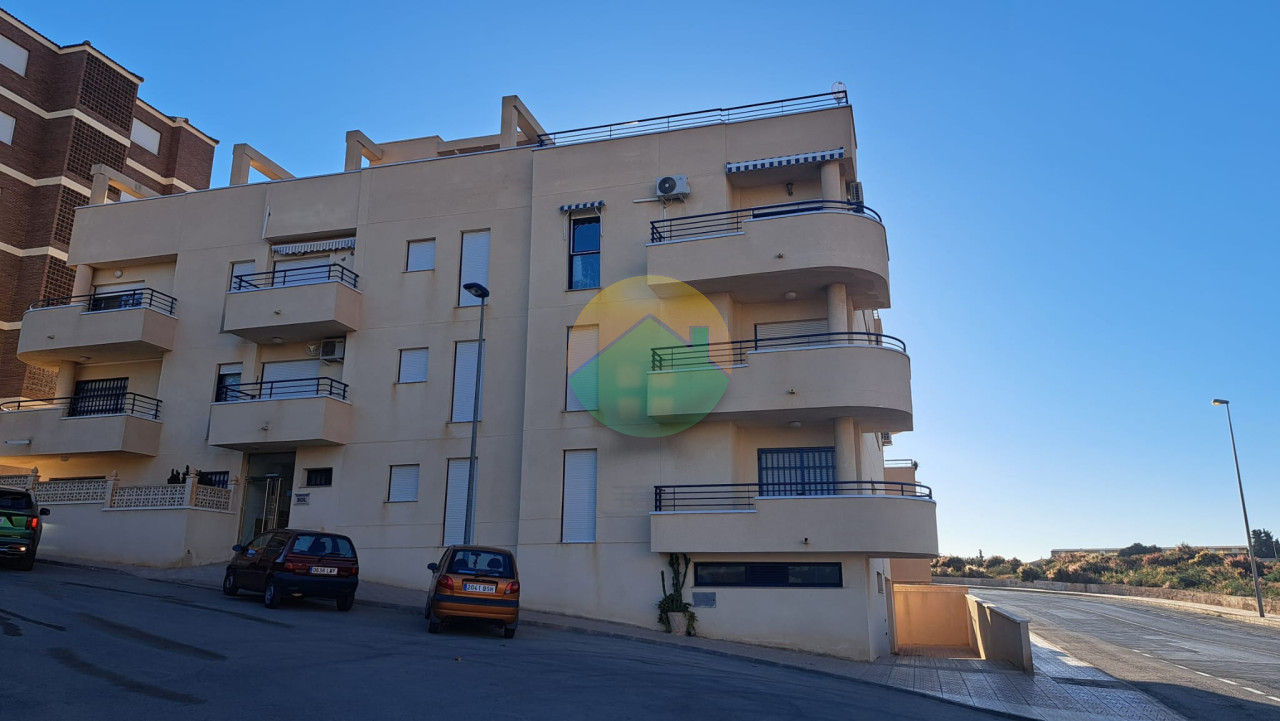 3 Bedroom Apartment For Sale