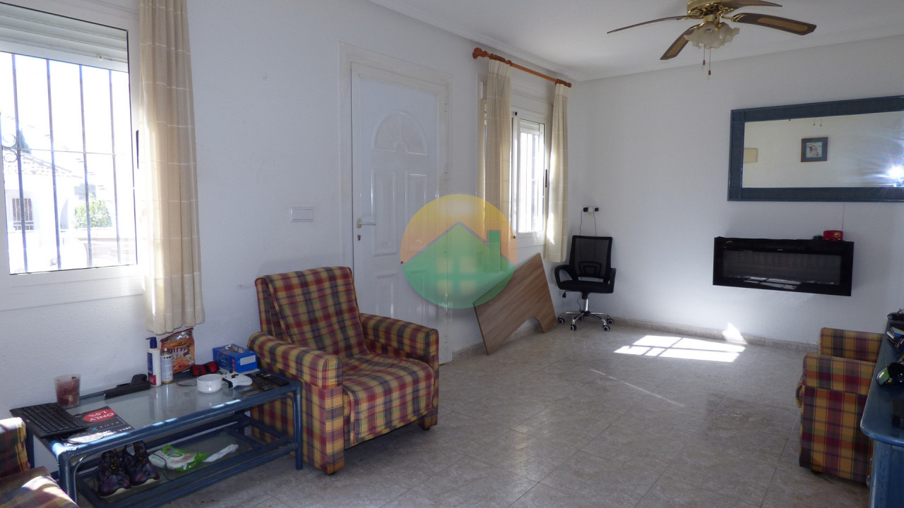 3 Bedroom Terraced For Sale