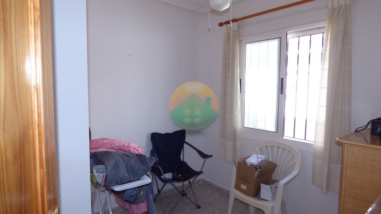3 Bedroom Terraced For Sale