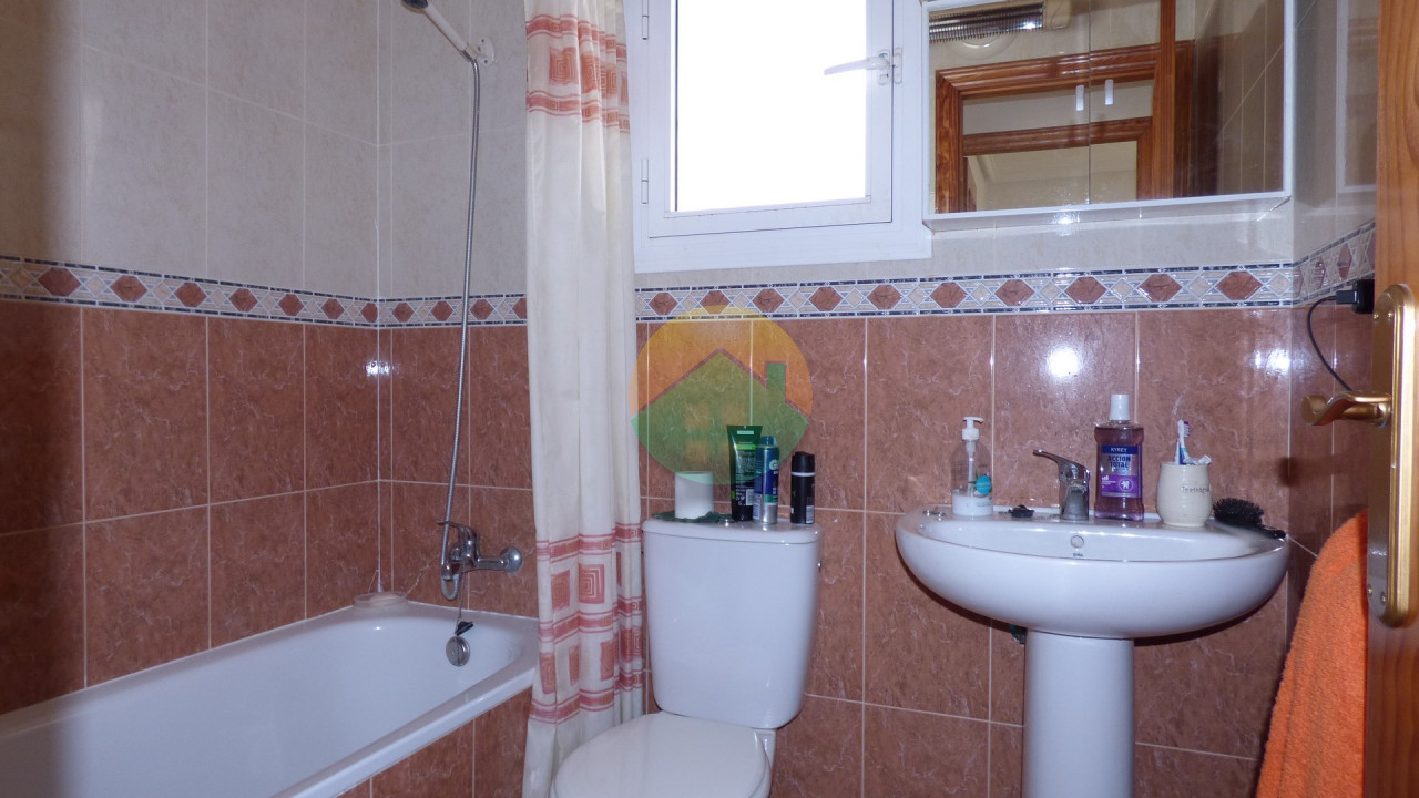 3 Bedroom Terraced For Sale