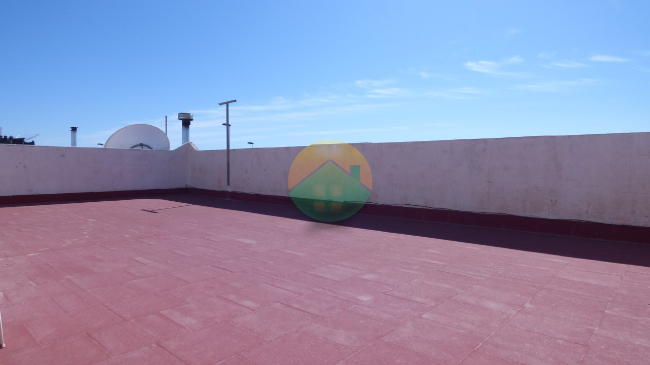 3 Bedroom Terraced For Sale