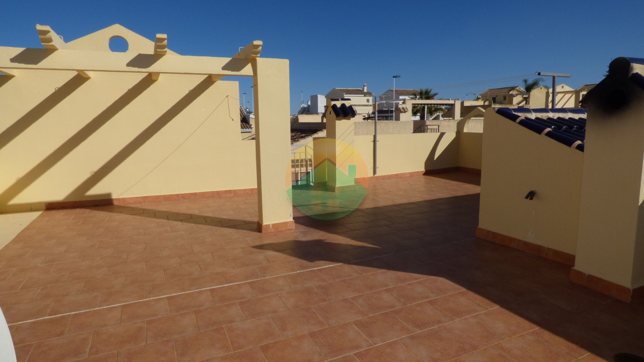 2 Bedroom Detached For Sale