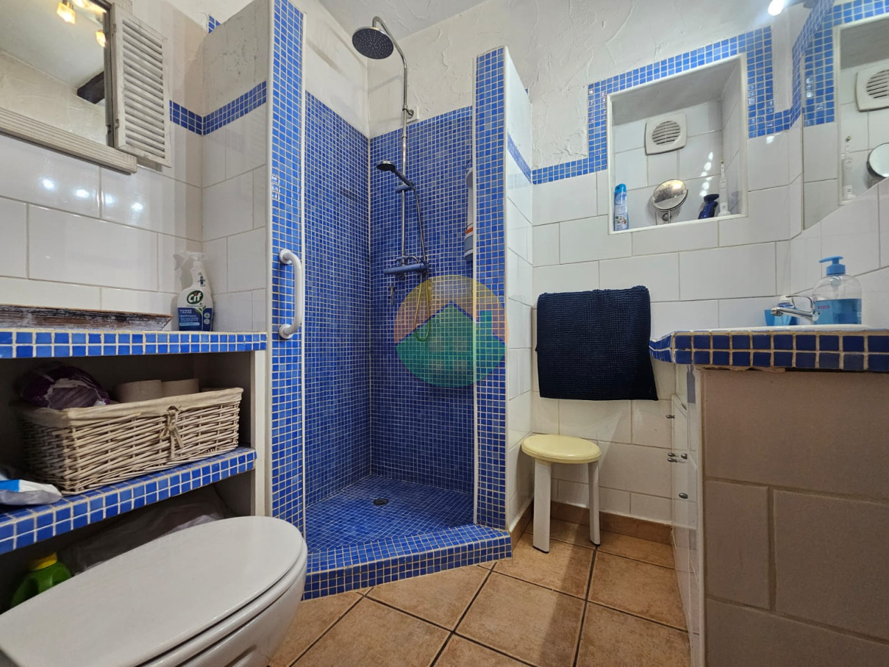 3 Bedroom Country House For Sale